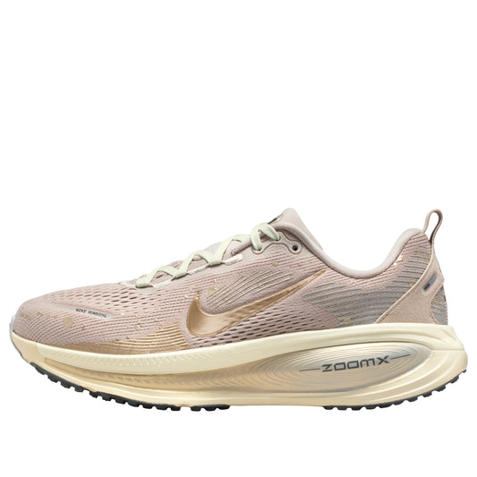 (WMNS) Nike Air Zoom Vomero 18 SE 'Cream Coconut Milk Light Smoke Gre /Metallic Gold Grain' IF4463-200